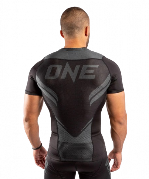 Venum Rashguard One FC Impact schwarz kurz